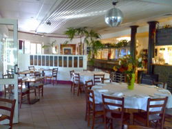 Clifton Capers Bar & Grill - New South Wales Tourism  1