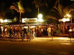 Railway Friendly Bar - New South Wales Tourism  1
