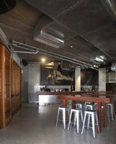 Main Bar - The Oxford Hotel - New South Wales Tourism  1