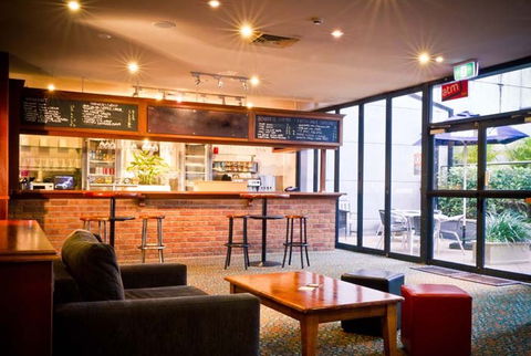 CBD Hotel Newcastle - New South Wales Tourism  0