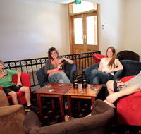 Hibernian Hotel Beechworth - New South Wales Tourism 