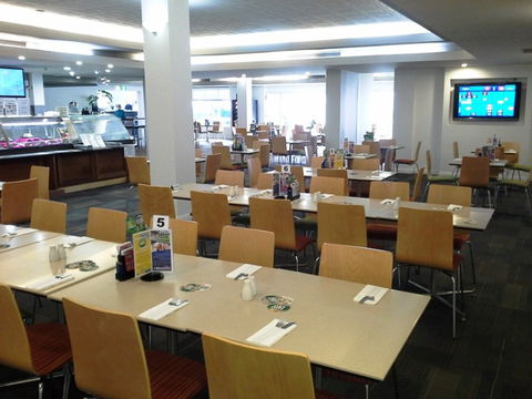 Cairns RSL Social Club Ltd - New South Wales Tourism  6