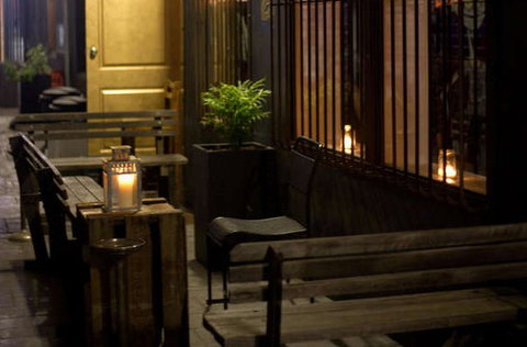 Ezra Pound - New South Wales Tourism  4