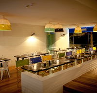 Deck Bar and Dining - New South Wales Tourism 