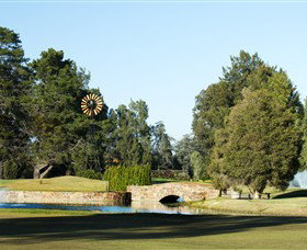 Howlong Country Golf Club - New South Wales Tourism  1