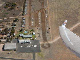 Waikerie Gliding Club - New South Wales Tourism  1