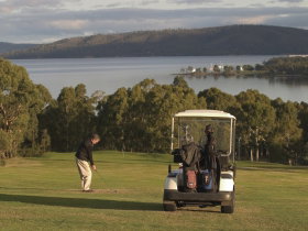 North West Bay Golf Club - New South Wales Tourism  0