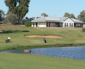 Yarrawonga Mulwala Golf Club Resort - New South Wales Tourism  1