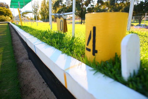 Hilton Park Bowling Club - New South Wales Tourism  0