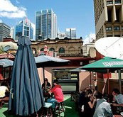 Hotel Sweeneys - New South Wales Tourism 