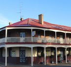Brookton Club Hotel - New South Wales Tourism 