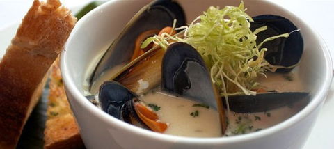 Blue Fish Seafood Restaurant - New South Wales Tourism  1