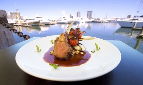 Glass Dining & Lounge Bar - New South Wales Tourism  2