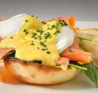 Billows at the Beach - New South Wales Tourism 