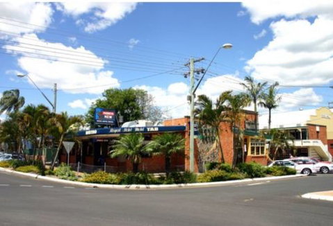 Royal Hotel Motel - New South Wales Tourism  1