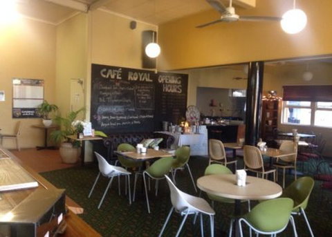 Royal Hotel Motel - New South Wales Tourism  4
