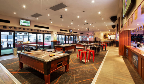 Surfers Beer Garden - New South Wales Tourism  3