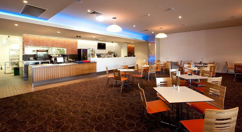 The Avenues Hotel Townsville - New South Wales Tourism  3