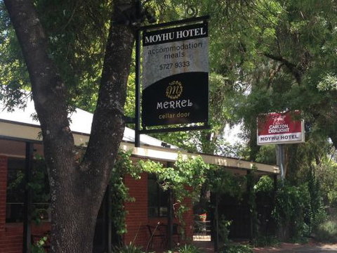 Moyhu Hotel - New South Wales Tourism  1