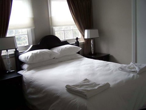 Wallacia Hotel - New South Wales Tourism  1