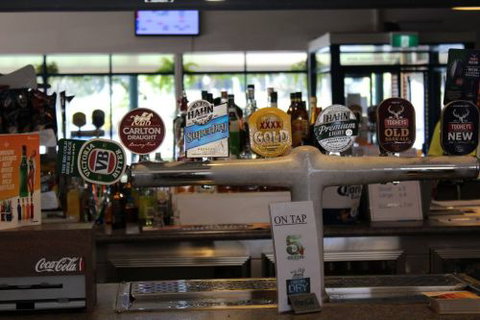 Bonny Hills Beach Hotel - New South Wales Tourism  2