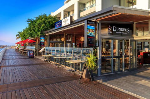 Dundee’s Restaurant On The Waterfront - New South Wales Tourism  6