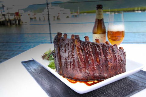 Dundee’s Restaurant On The Waterfront - New South Wales Tourism  14