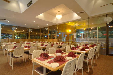 Charlie’s Seafood Buffet - New South Wales Tourism  4