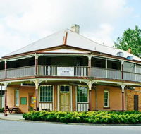 The Victoria Hotel Hinton - New South Wales Tourism 