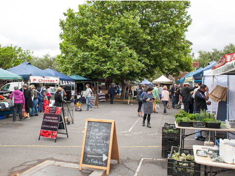 Alphington Farmers' Market - New South Wales Tourism  0