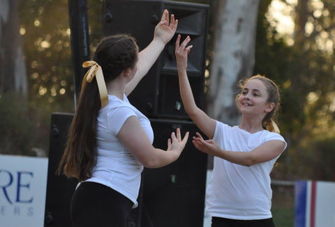 Carols In The Park: Corowa - New South Wales Tourism  1