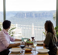 Christmas Day Lunch at The Lookout Echo Point - New South Wales Tourism 