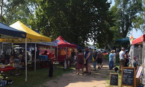 Corowa Rotary Federation Festival Market - New South Wales Tourism  1