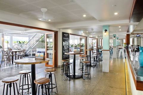Hemingway's Brewery Port Douglas - New South Wales Tourism  4