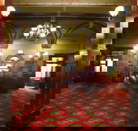 Free Tour of NSW Parliament - New South Wales Tourism 