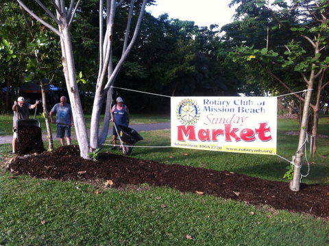 Mission Beach Markets - New South Wales Tourism  0