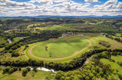 The O’Brien Electrical And Plumbing Lismore Cup - New South Wales Tourism  0