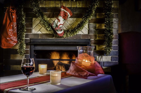 Yulefest In The Blue Mountains - New South Wales Tourism  0