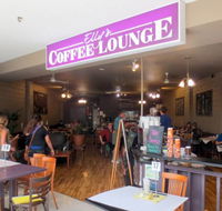 Live music at Roths Wine Bar - New South Wales Tourism 