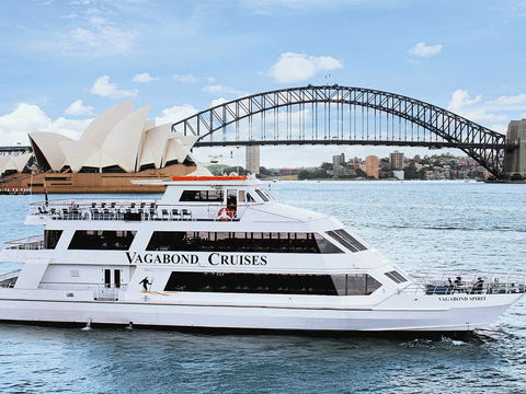 Australia Day Lunch Cruise - New South Wales Tourism  0