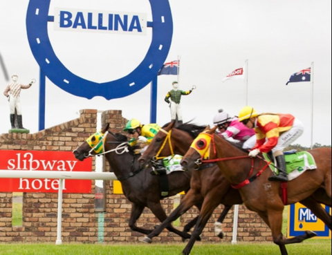 Ballina Boxing Day Races - New South Wales Tourism  0