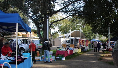 Cooma Rotary Markets - New South Wales Tourism  0