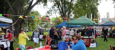 Cooma Rotary Markets - New South Wales Tourism  1