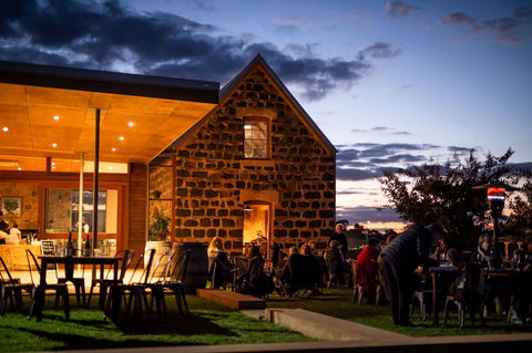 Dusk At The Door - New South Wales Tourism  0