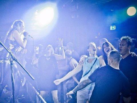 Karaoke At The Avenue - New South Wales Tourism  0