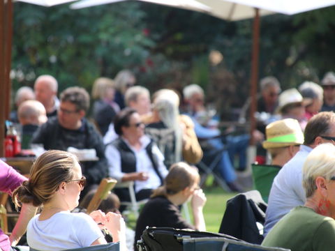 Music In The Gardens - Mitch King - New South Wales Tourism  1