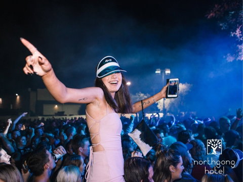 North Gong New Year's Eve - New South Wales Tourism  0