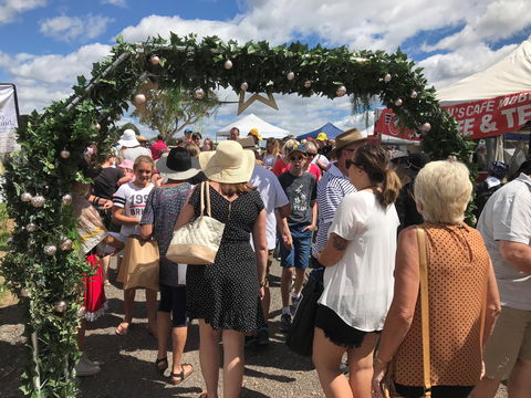 The Christmas Fair Mount Penang Gardens Kariong - New South Wales Tourism  0