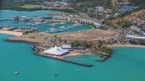 Airlie Beach Festival Of Music - New South Wales Tourism  1