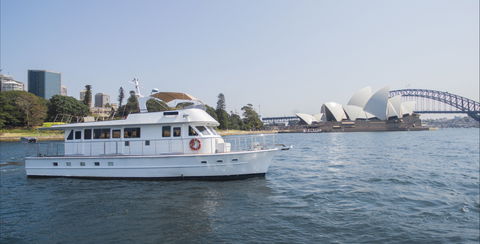 Boxing Day Cruise: Watch The Sydney To Hobart Yacht Race - New South Wales Tourism  0